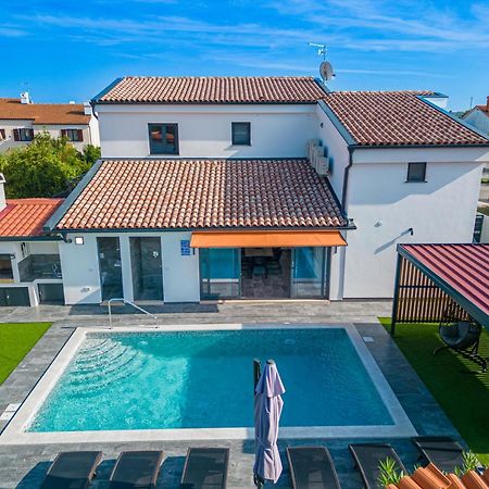 Villa Paradise Medulin Exteriör bild