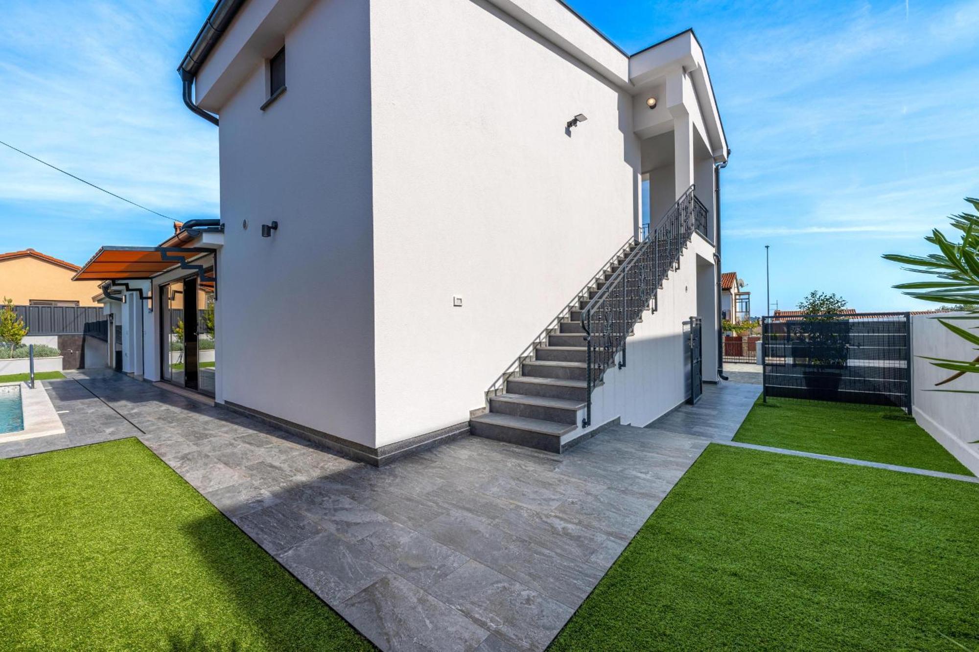 Villa Paradise Medulin Exteriör bild